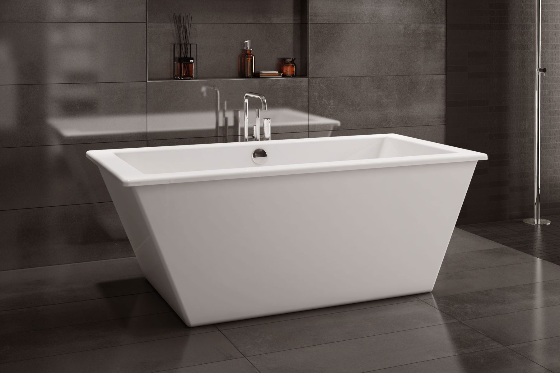 Lana™ Petite Seamless Whitley™ Freestanding Bathtub